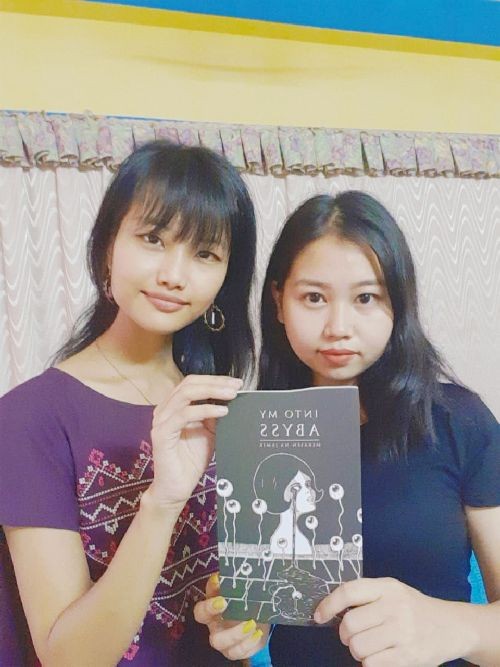 Merasen-na Jamir (left) and Avikali during the release of ‘Into My Abyss’ in Dimapur on September 21.